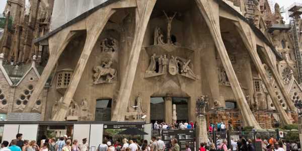 Skip-The-Line Tickets: Are They Worth The Extra Cost?