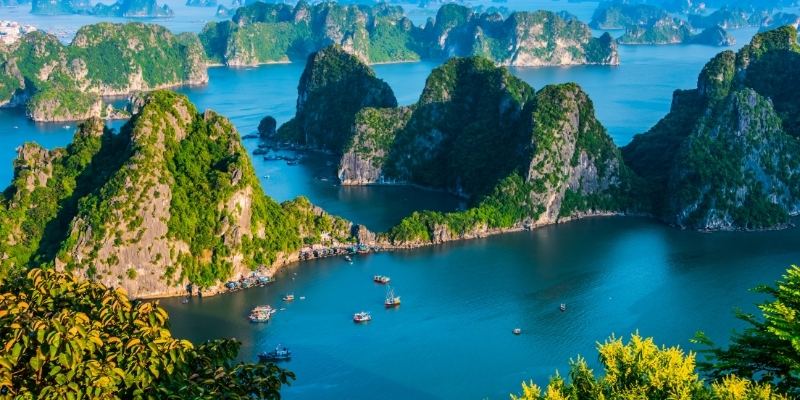 Sunset Sea Kayaking In Halong Bay, A Complete First-Timer’s Guide